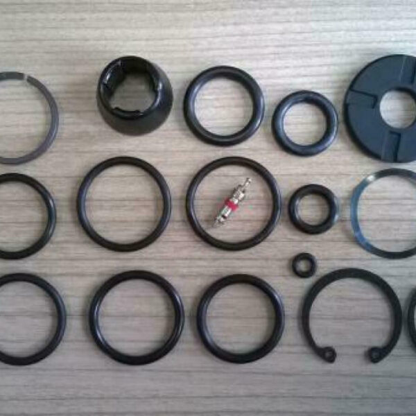 RockShox Zestaw serwisowy RockShox Revelation 2012 – Full Service Dual Position Air (Dual Wing Adjuster)